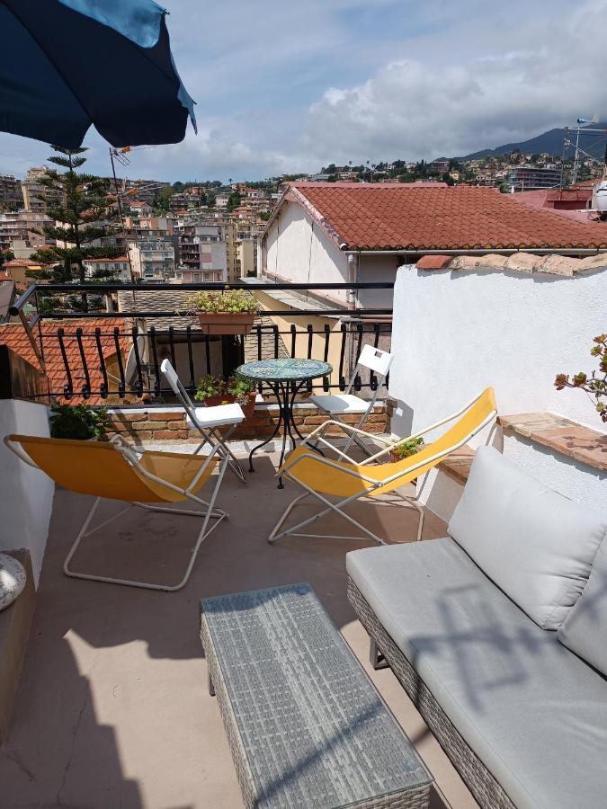 Attico Romantico Con Terrazza Sanremo - Palm Street, 104 - Free Wifi Bagian luar foto